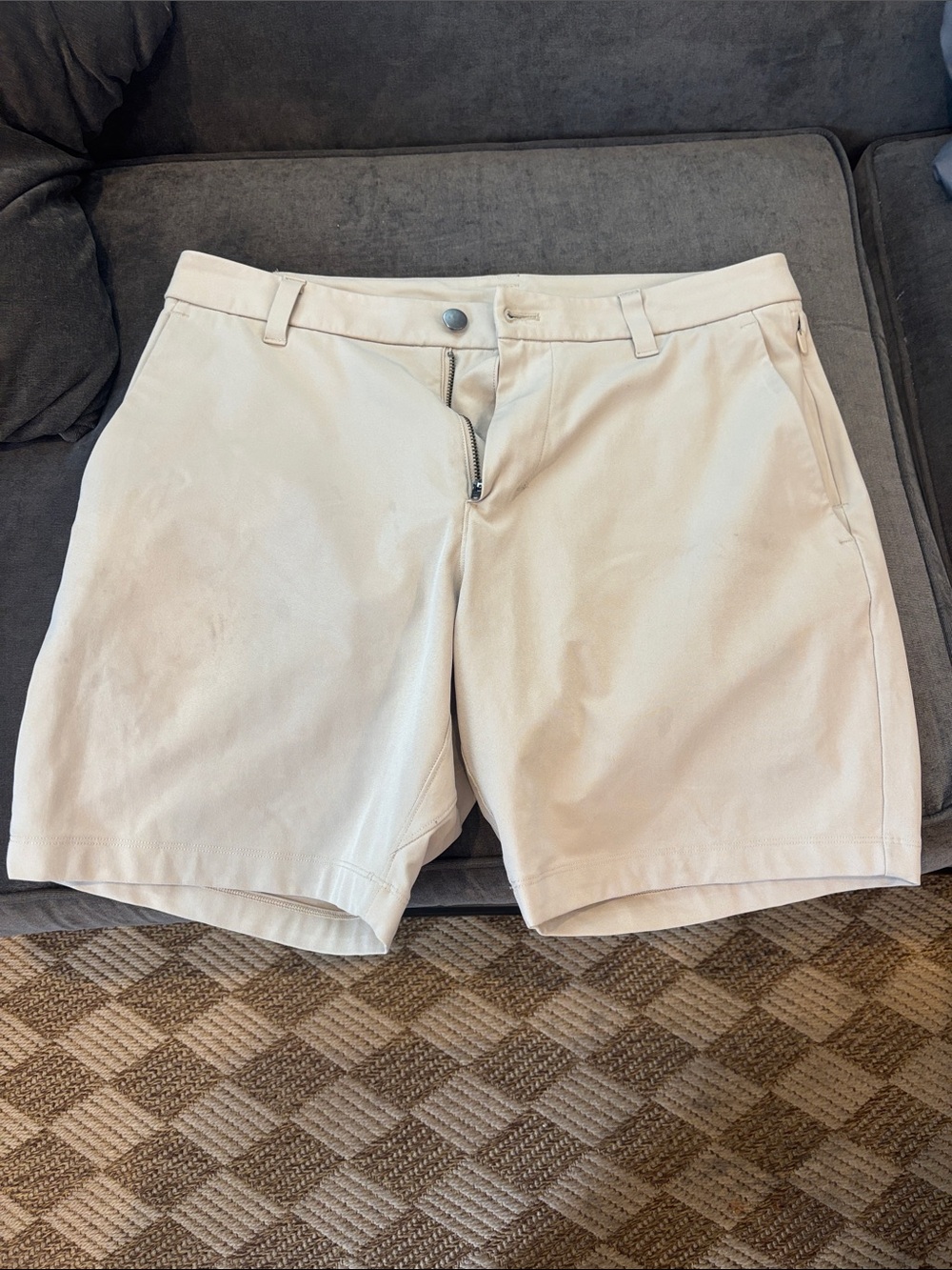 Men’s Lululemon ABC Classic Fit 7”